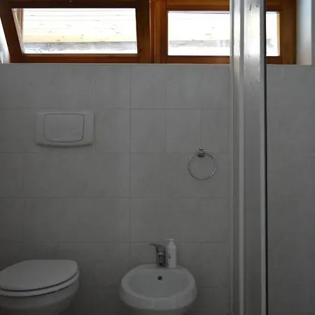 Lilli Apartman Verbania