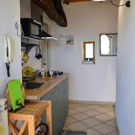 Lilli Апартаменты *